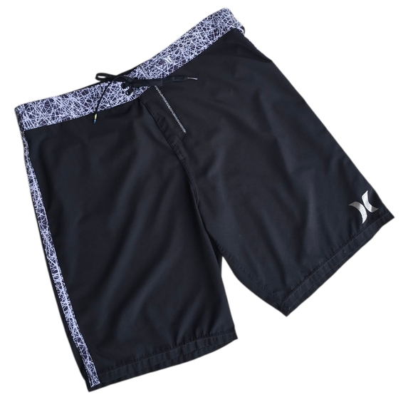 Hurley Phantom Black And White Board Shorts Size 36 - Picture 1 of 3